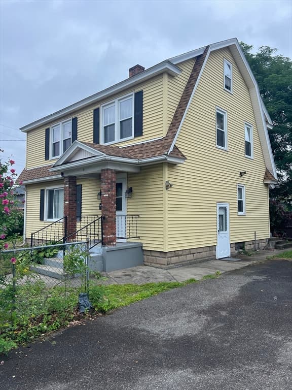 3 Greenwich Street, Ludlow MA 01056