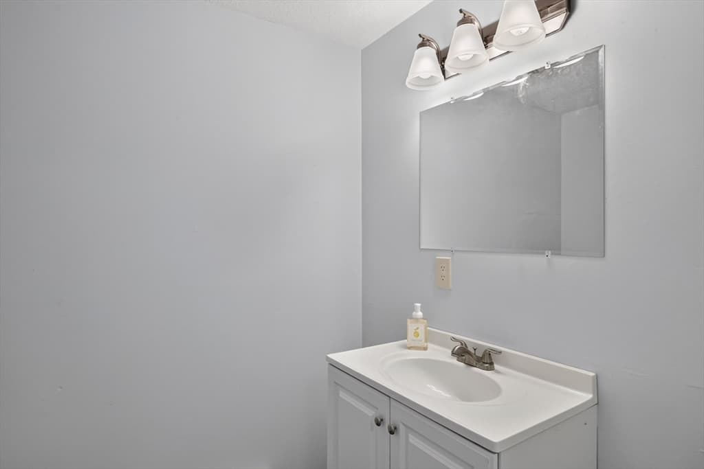 12 Merchants Landing # 12, Sandwich MA 02563 photo 8