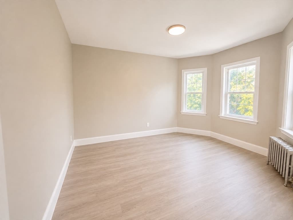 22 Fernboro St, Boston MA 02121 photo 2