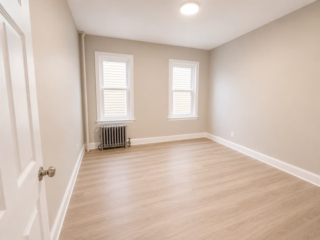 22 Fernboro St, Boston MA 02121 photo 3