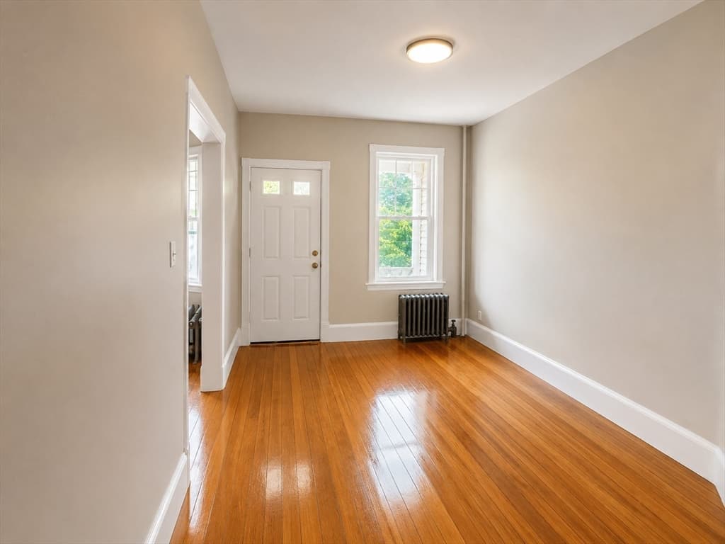 22 Fernboro St, Boston MA 02121 photo 9