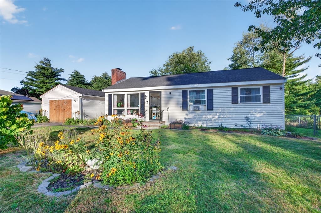 18 Vernon St, Ayer MA 01432 photo 3