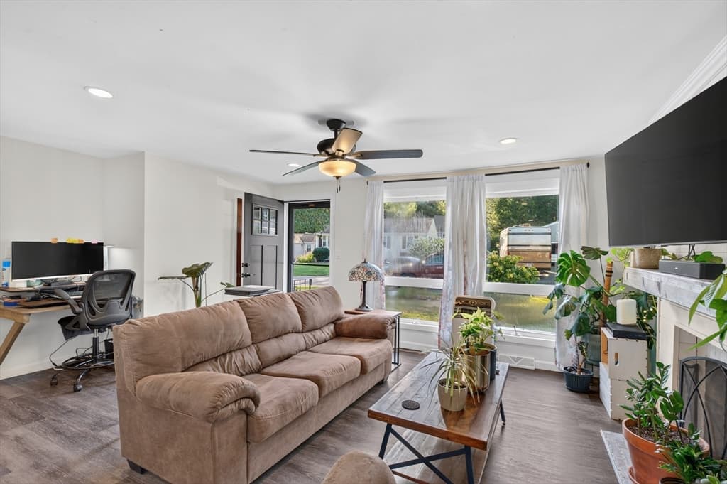 18 Vernon St, Ayer MA 01432 photo 8