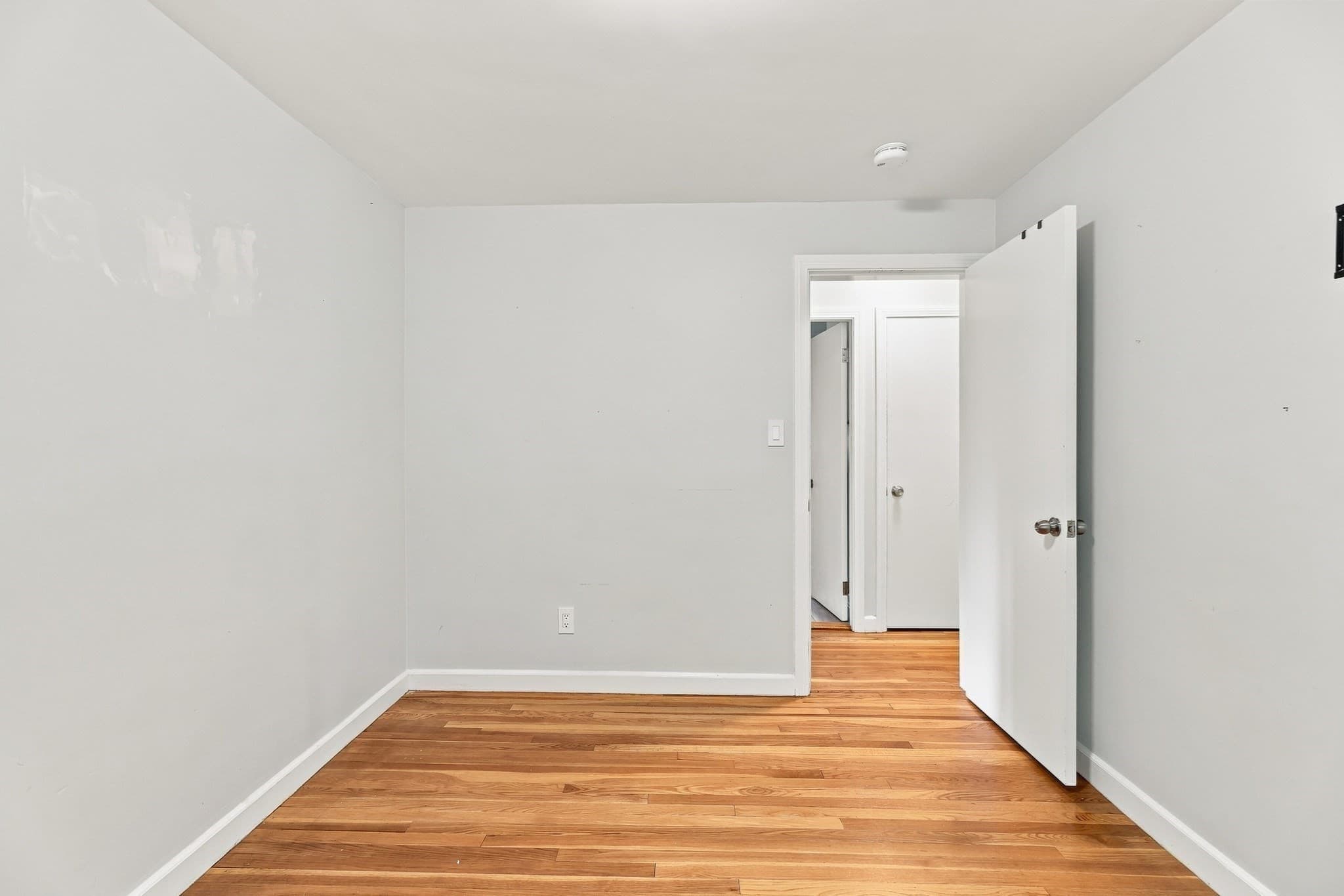 Single Family Residence at 28 Hilltop Circle, Worcester MA 01609, photo 21 of 40