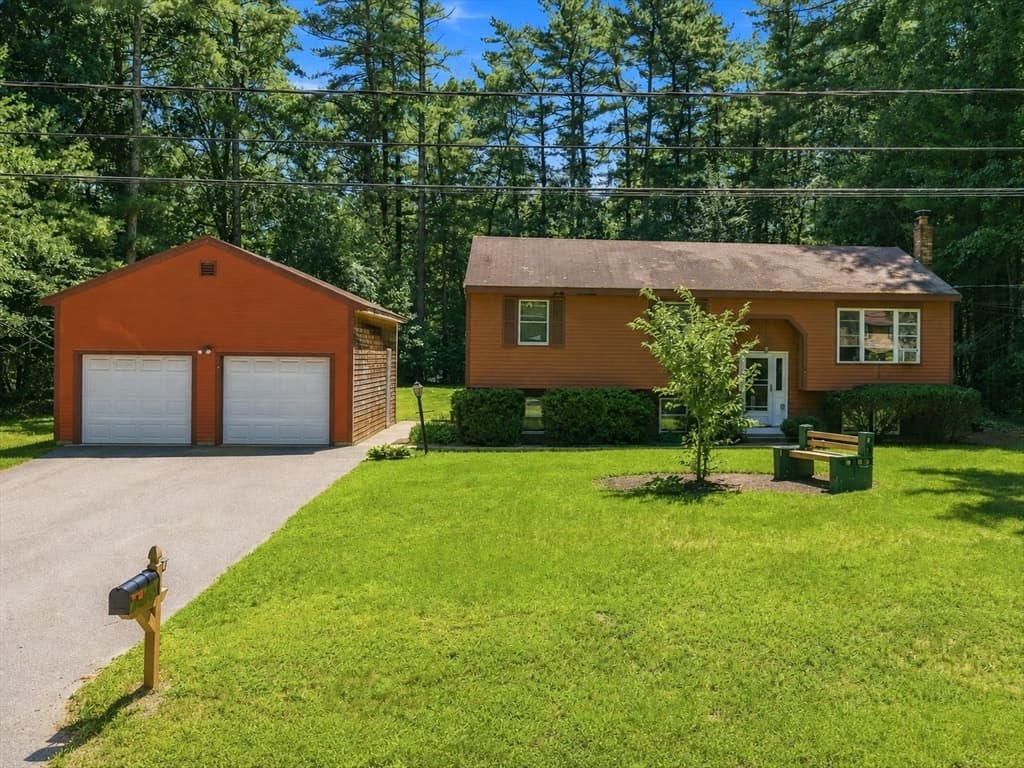 Single Family Residence at 3 Harrison Ave, Lakeville MA 02347, Lakeville, photo 2 of 42