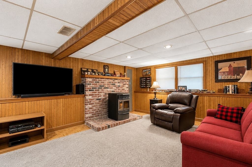 Single Family Residence at 3 Harrison Ave, Lakeville MA 02347, Lakeville, photo 20 of 42