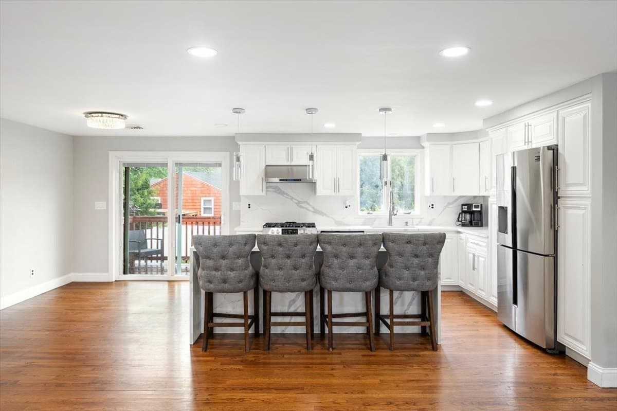 Single Family Residence at 7 Alyssum, Billerica MA 01821, photo 13 of 42