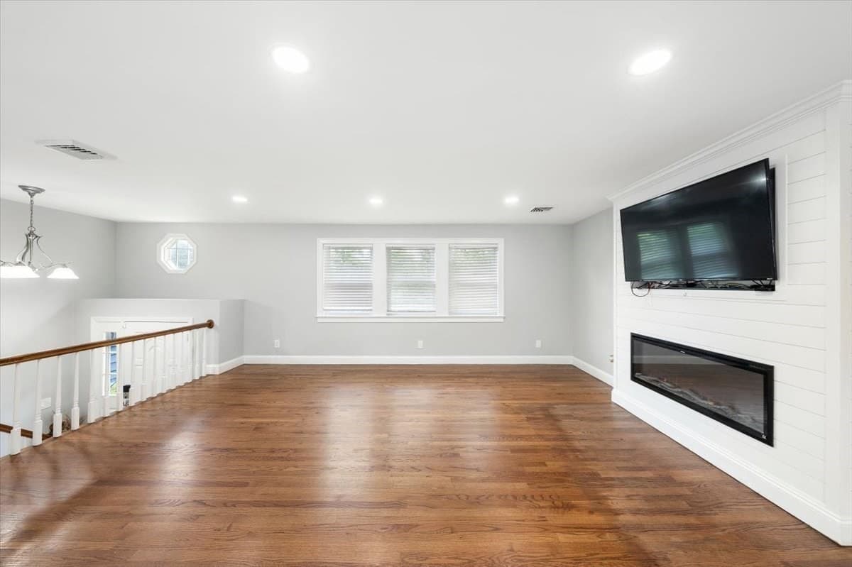 Single Family Residence at 7 Alyssum, Billerica MA 01821, photo 16 of 42