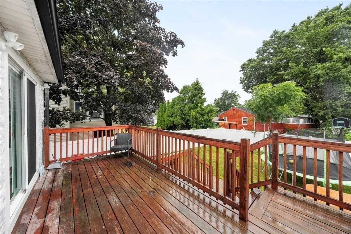 Single Family Residence at 7 Alyssum, Billerica MA 01821, photo 33 of 42