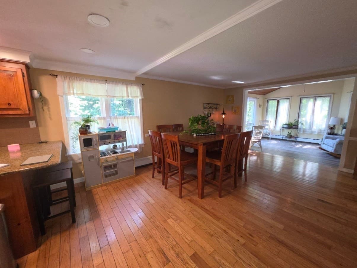 Single Family Residence at 2 Greenleaf Dr, Exeter NH 03833, Exeter, photo 34 of 37