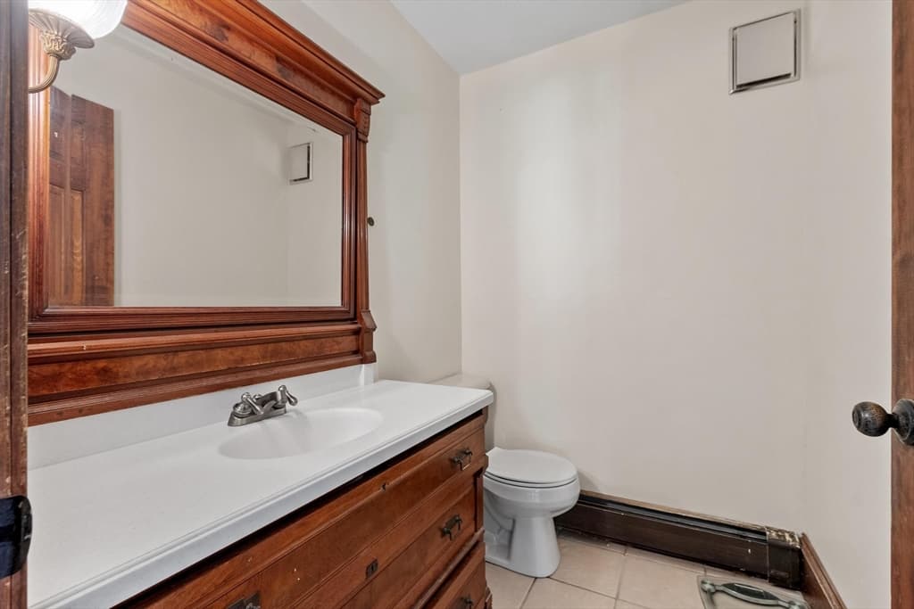261 West St, Lunenburg MA 01462 photo 22