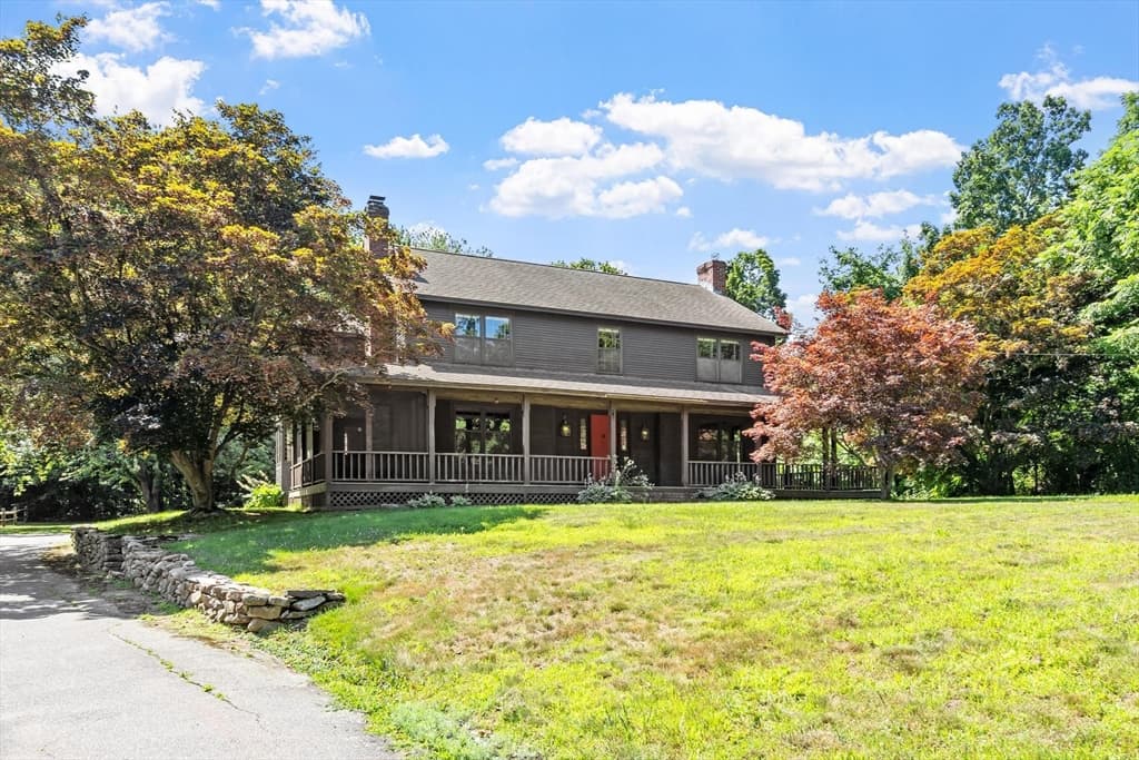 261 West St, Lunenburg MA 01462