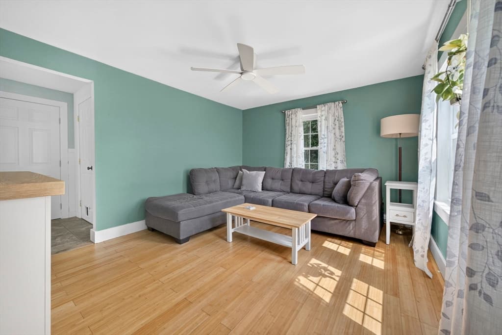 37 Acorn St, Middleboro MA 02346 photo 16