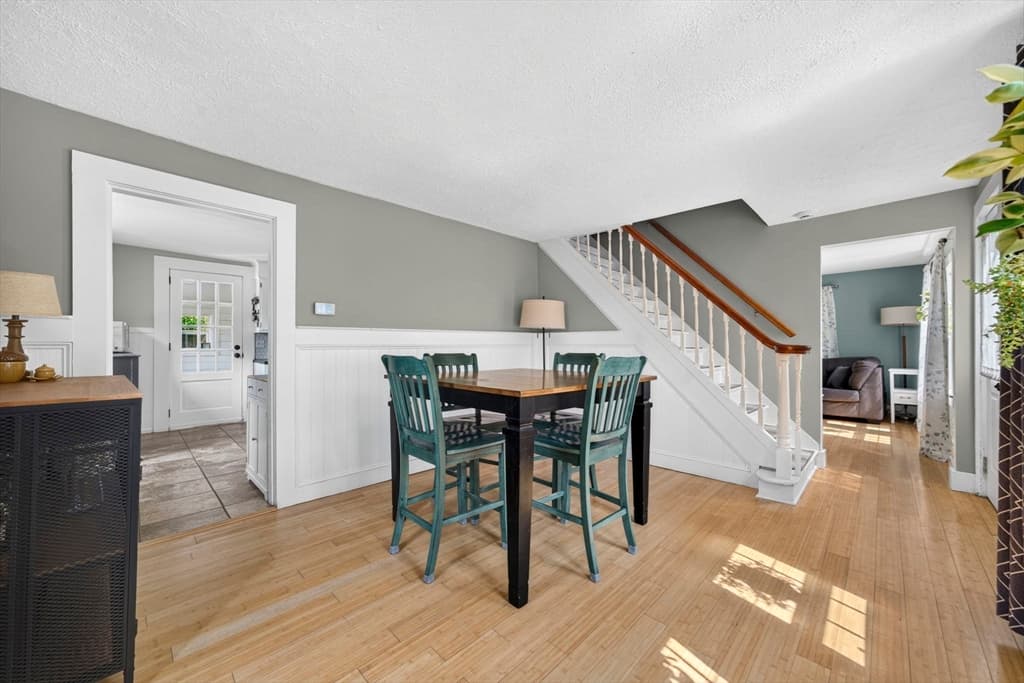 37 Acorn St, Middleboro MA 02346 photo 12