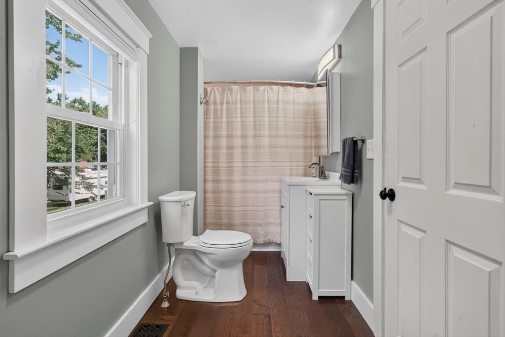 37 Acorn St, Middleboro MA 02346 photo 22