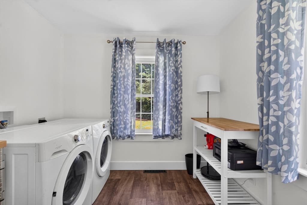 37 Acorn St, Middleboro MA 02346 photo 9