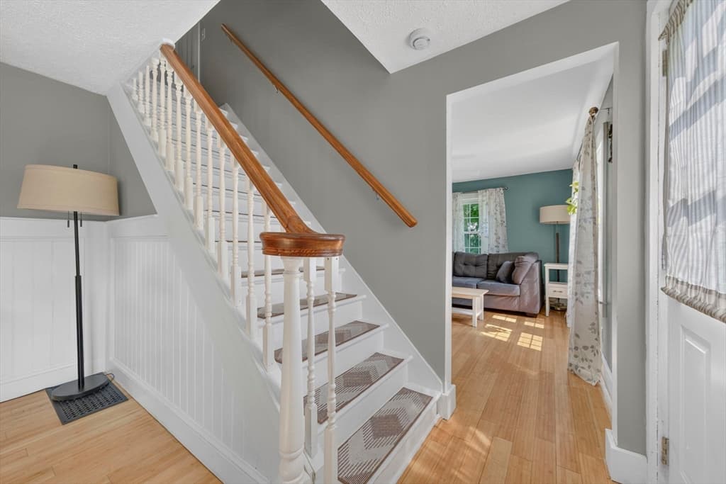 37 Acorn St, Middleboro MA 02346 photo 15