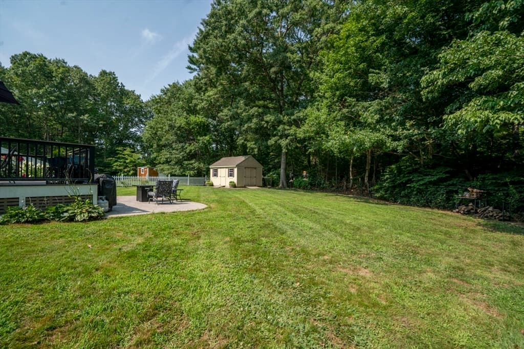 37 Acorn St, Middleboro MA 02346 photo 31