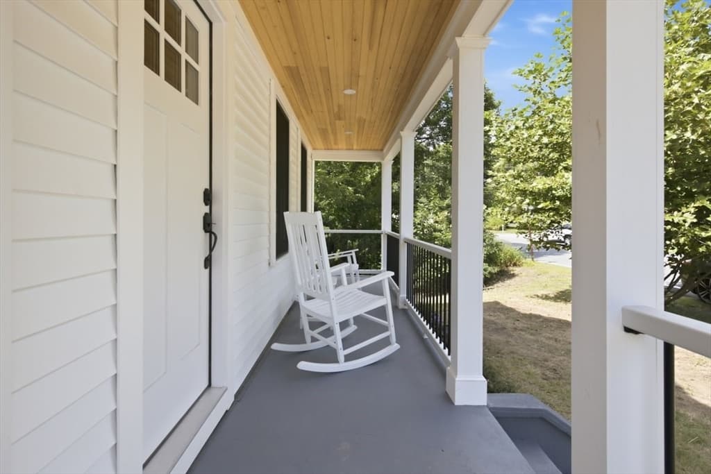 21 King Street, Hanover MA 02339 photo 3