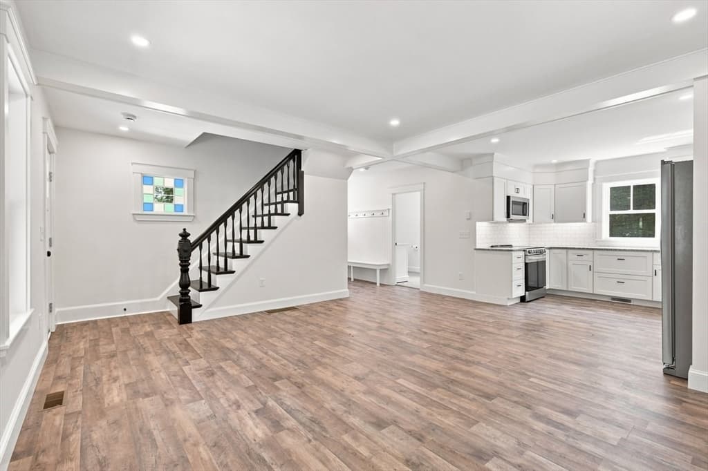21 King Street, Hanover MA 02339 photo 8