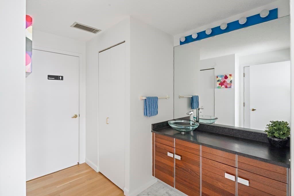 Condominium at 3 Seal Harbor Rd, Winthrop MA 02152, Winthrop, photo 30 of 41