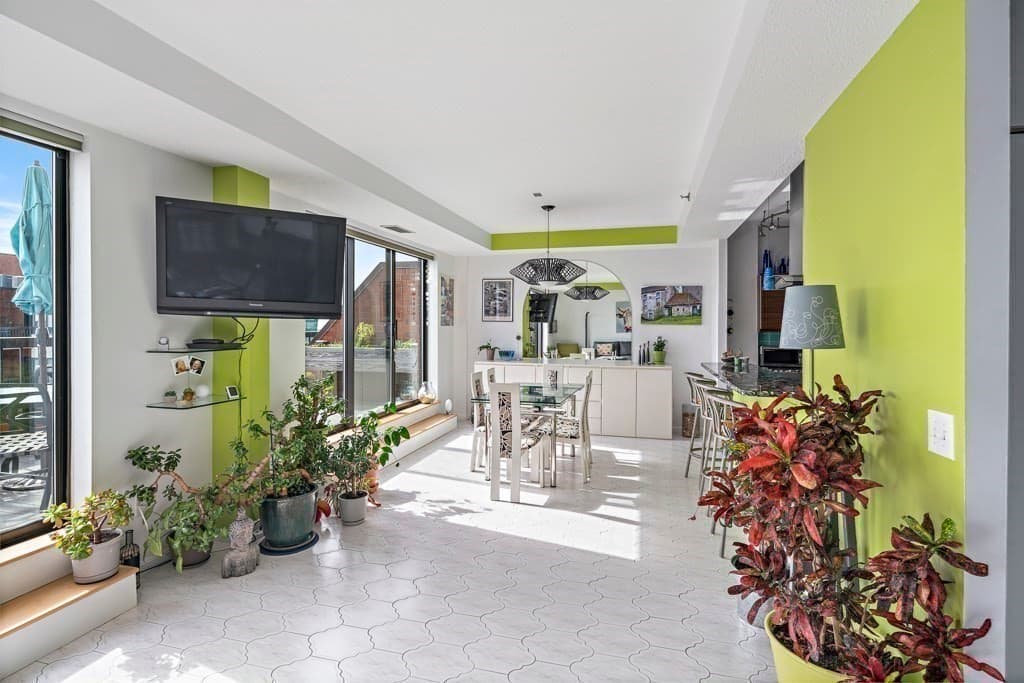 Condominium at 3 Seal Harbor Rd, Winthrop MA 02152, Winthrop, photo 18 of 41