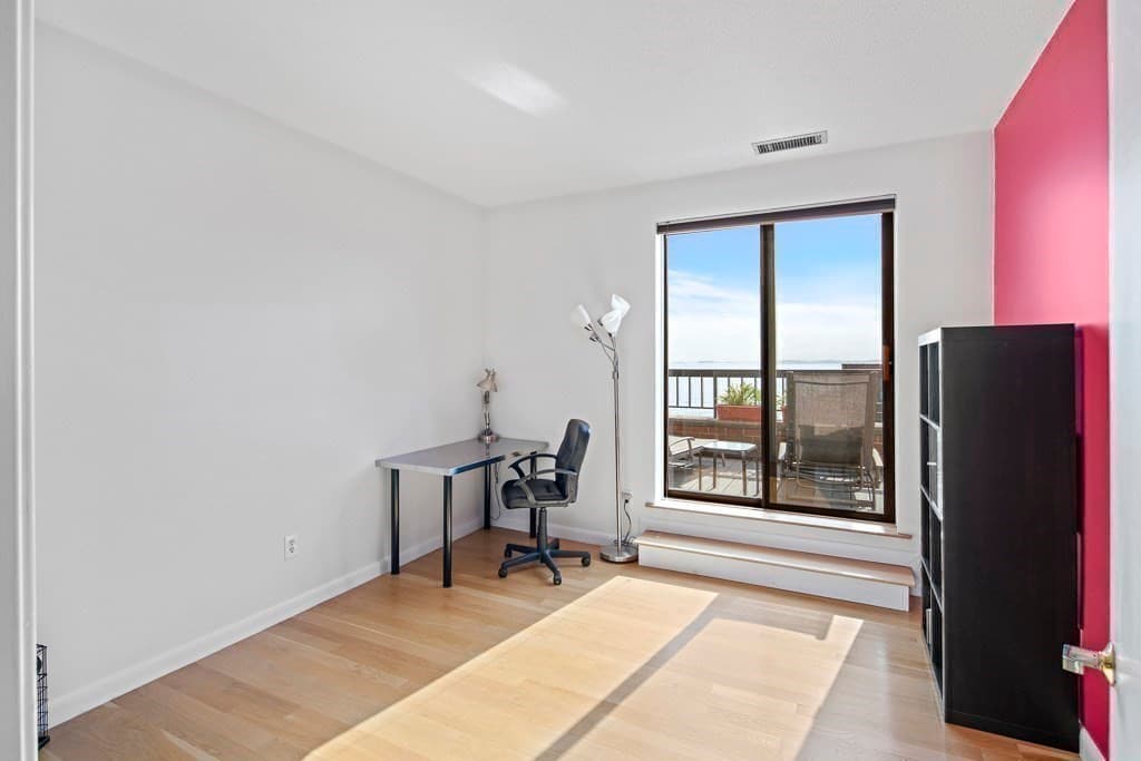 Condominium at 3 Seal Harbor Rd, Winthrop MA 02152, Winthrop, photo 21 of 41