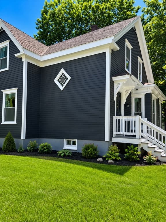 81 Oak St, Middleboro MA 02346 photo 3