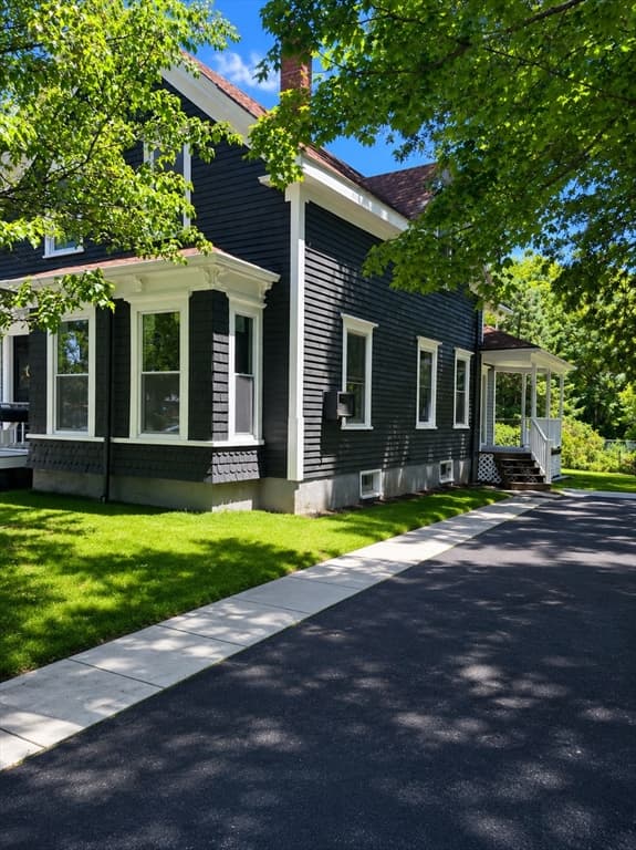 81 Oak St, Middleboro MA 02346 photo 5