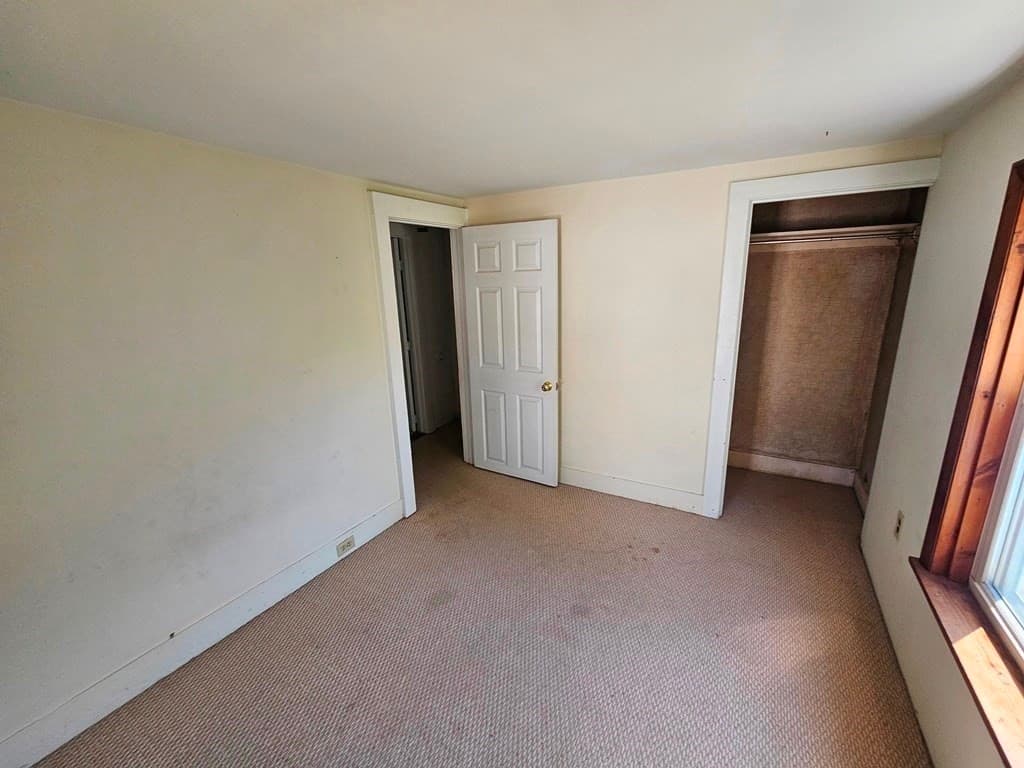 186 Burbank St, Pittsfield MA 01201 photo 13