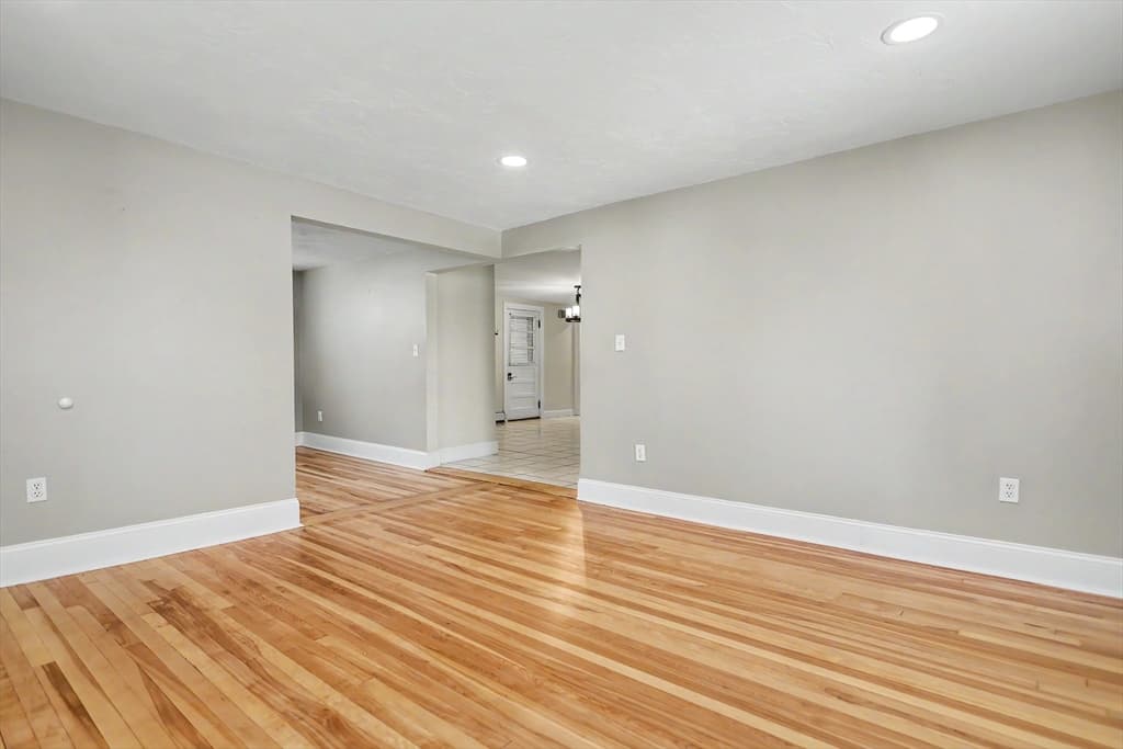 58 Saint Joseph Ave, Fitchburg MA 01420 photo 5