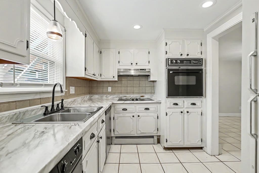 58 Saint Joseph Ave, Fitchburg MA 01420 photo 11