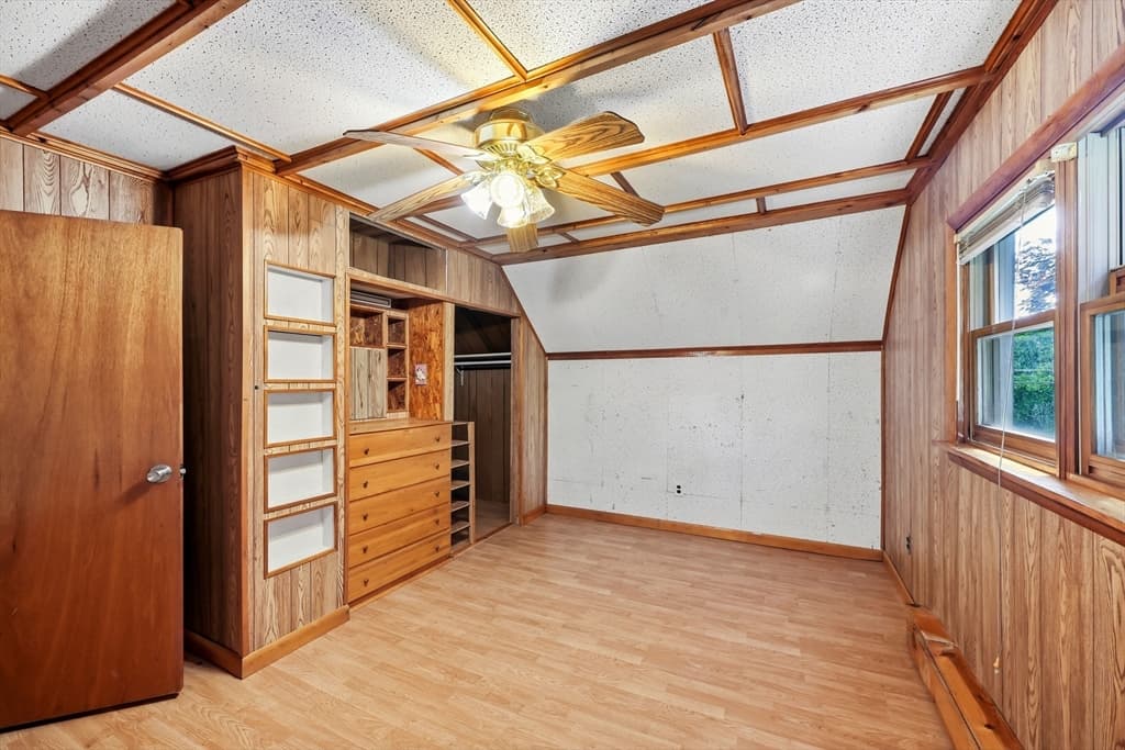 118 Blanchwood Ave, Chicopee MA 01013 photo 24