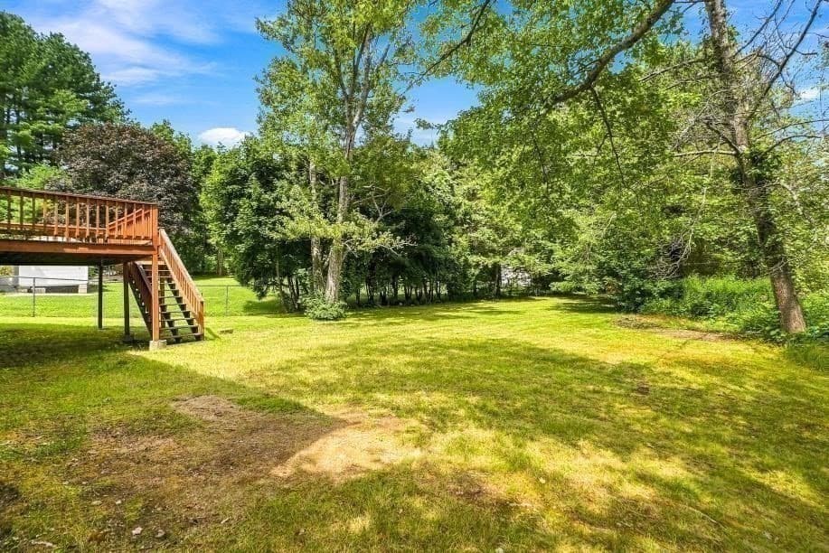 4 Picadilly St, Upton MA 01568 photo 33