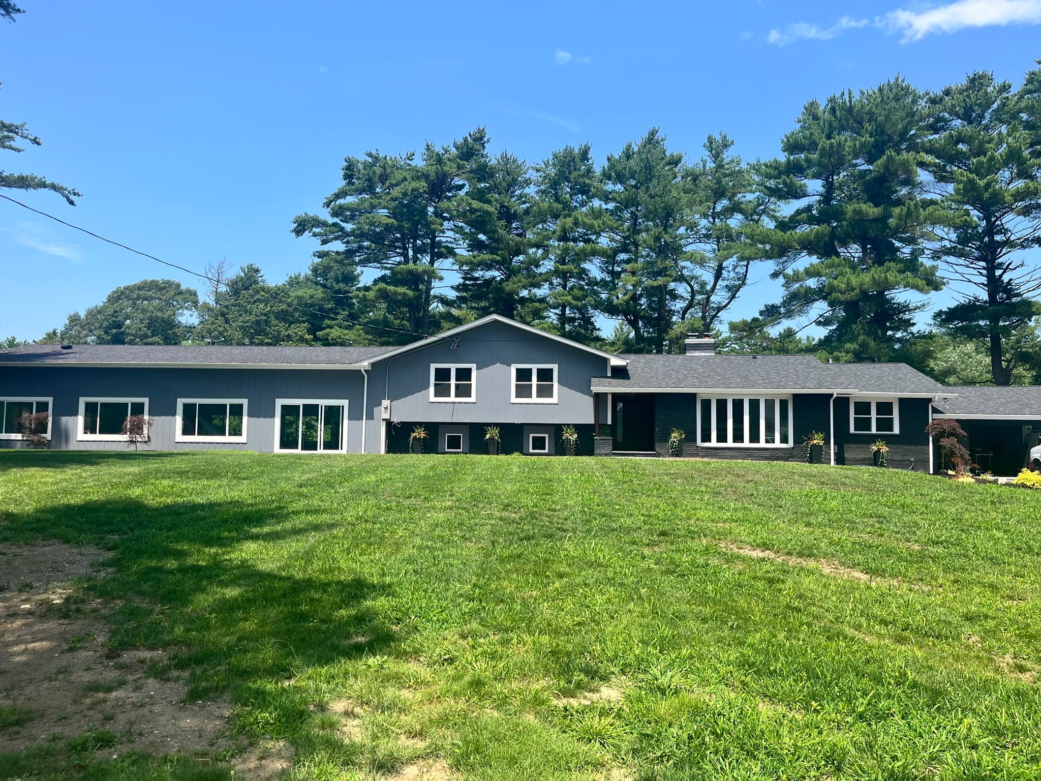 15 Briggs Rd, Westport MA 02790