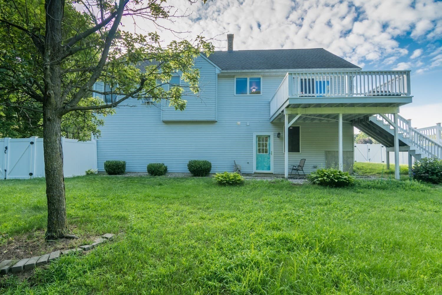 Single Family Residence at 4 Phillips Place, Hadley MA 01035, Hadley, photo 8 of 37