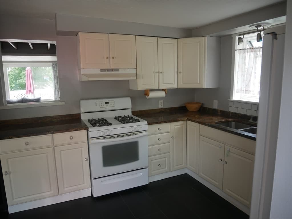 16 Hillside Rd, Hull MA 02045 photo 8