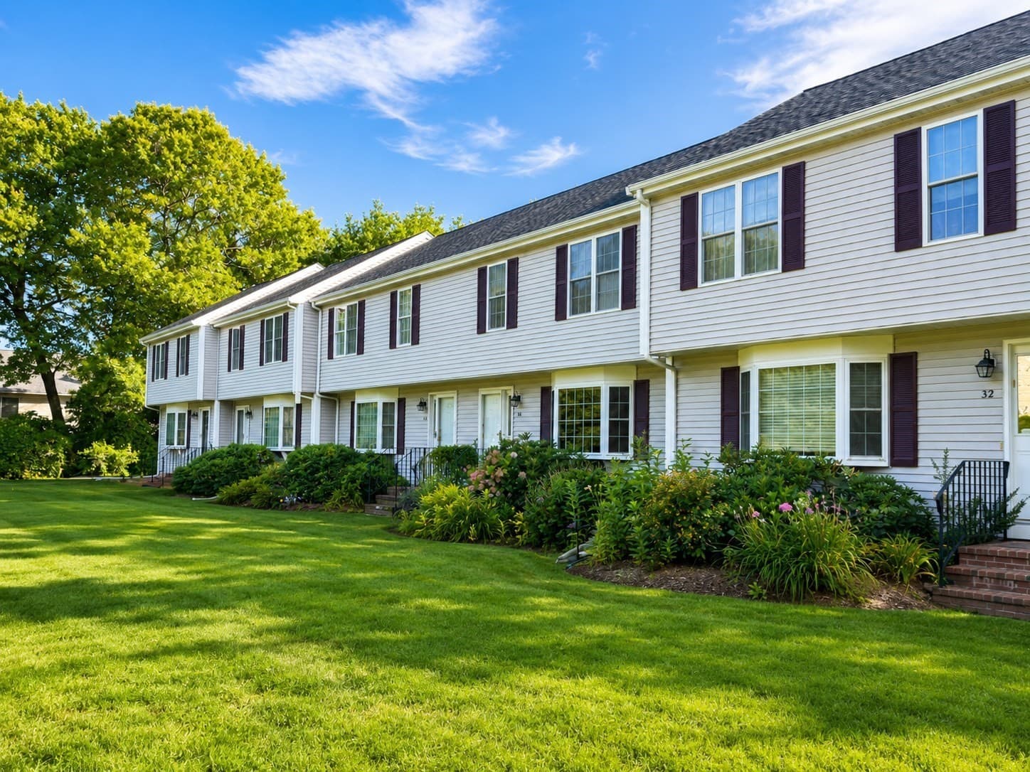 Condominium at 34 Old Plymouth St # 34, East Bridgewater MA 02333, East Bridgewater, photo 2 of 18