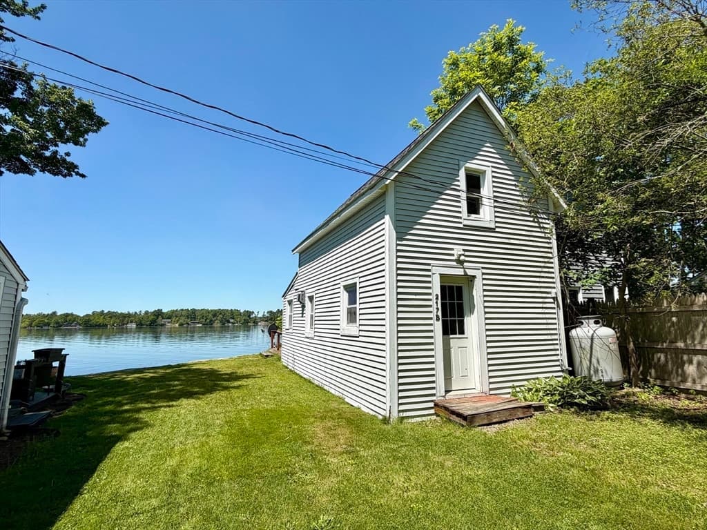 217 Middleboro Road, Freetown MA 02717 photo 6