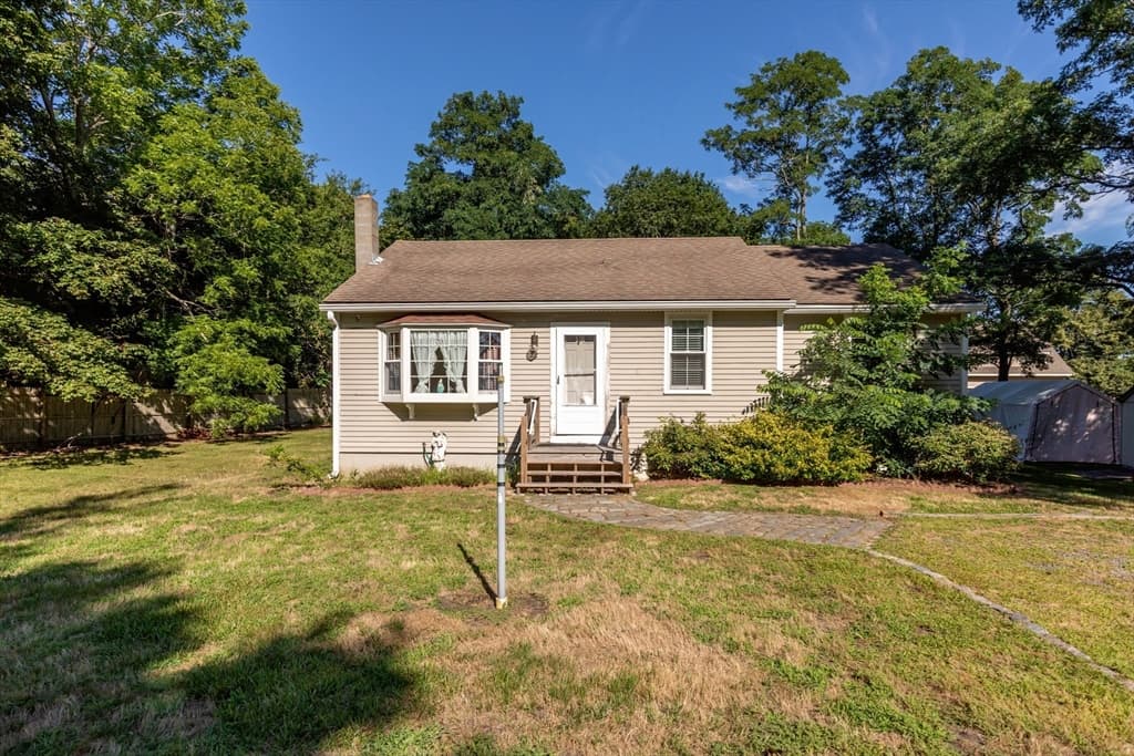 5 Freight House, Bourne MA 02561