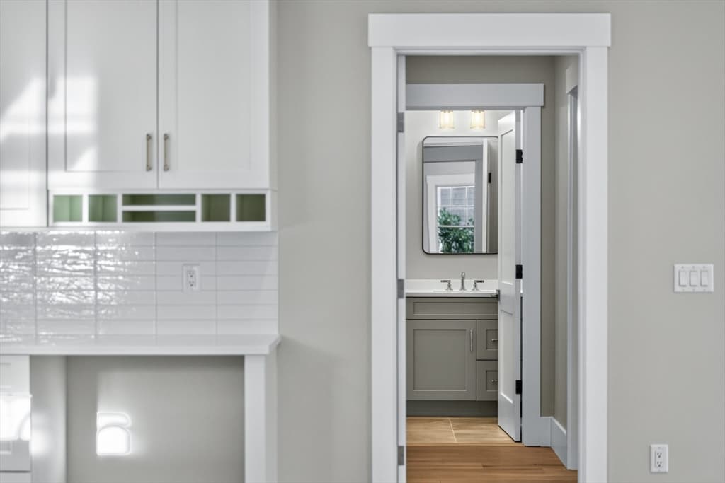 533 Woods Hole Rd # E104, Falmouth MA 02543 photo 13