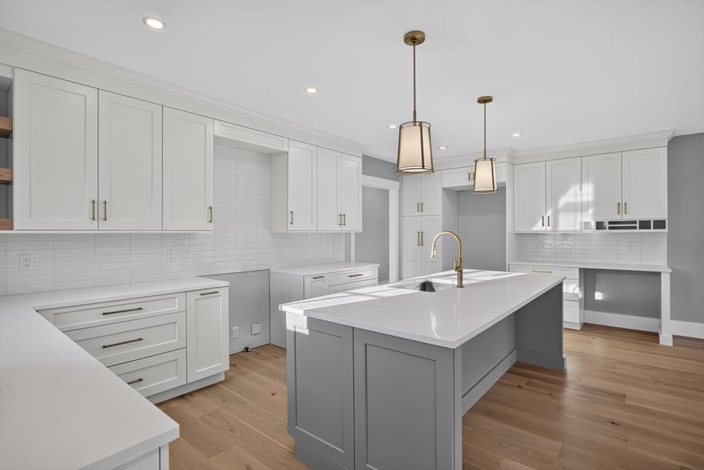 533 Woods Hole Rd # E104, Falmouth MA 02543 photo 5