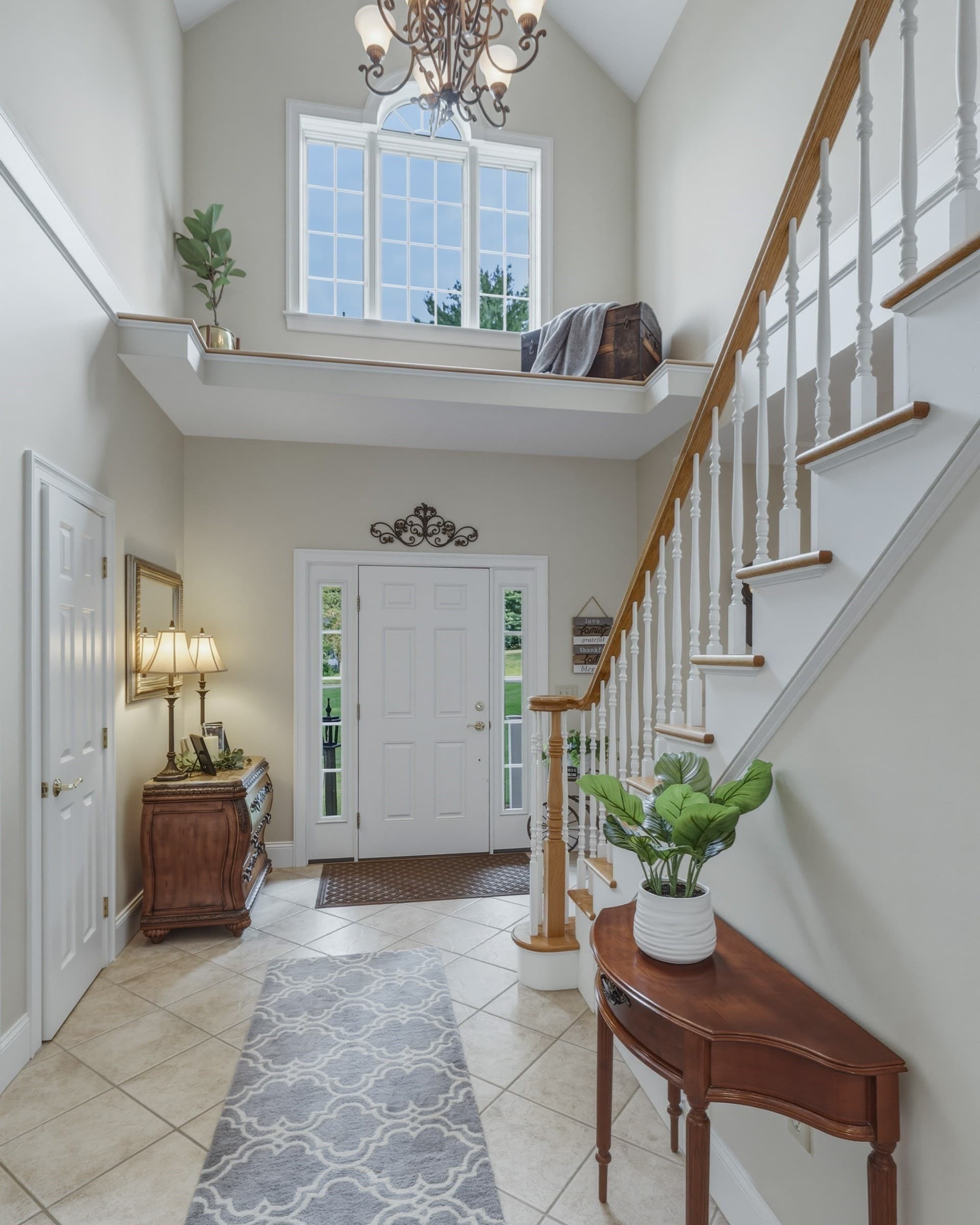 Single Family Residence at 2 Bayberry Ln, Hadley MA 01035, Hadley, photo 5 of 42