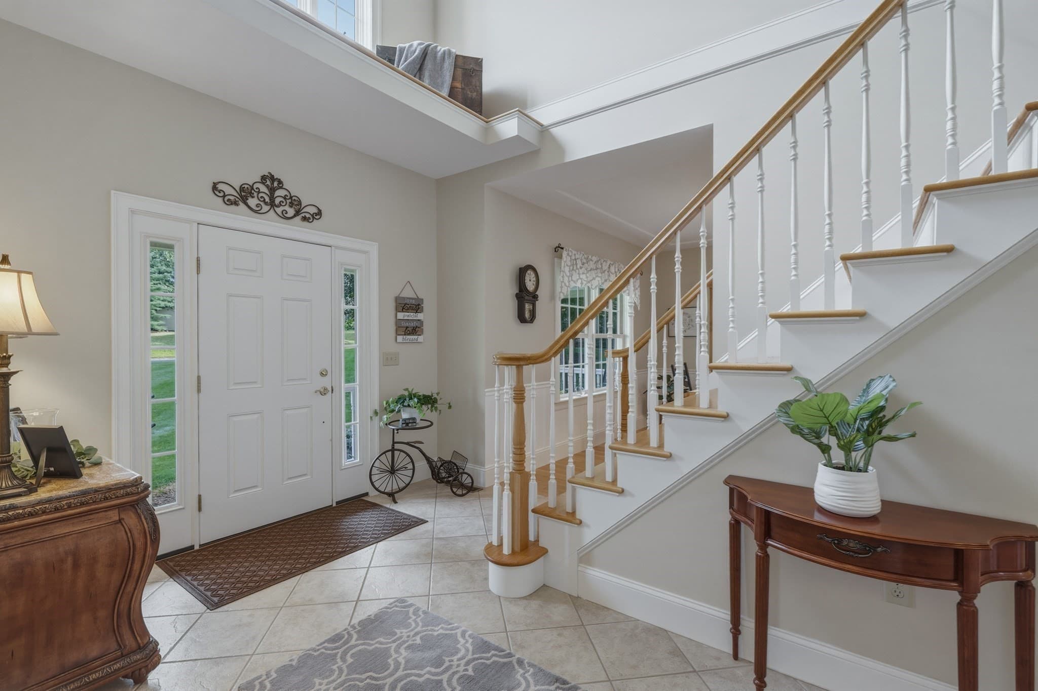 Single Family Residence at 2 Bayberry Ln, Hadley MA 01035, Hadley, photo 4 of 42