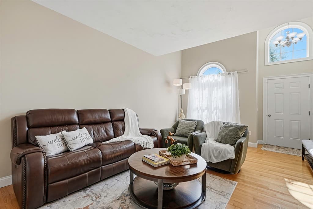 13 Knowlton Cir # 13, Upton MA 01568 photo 6