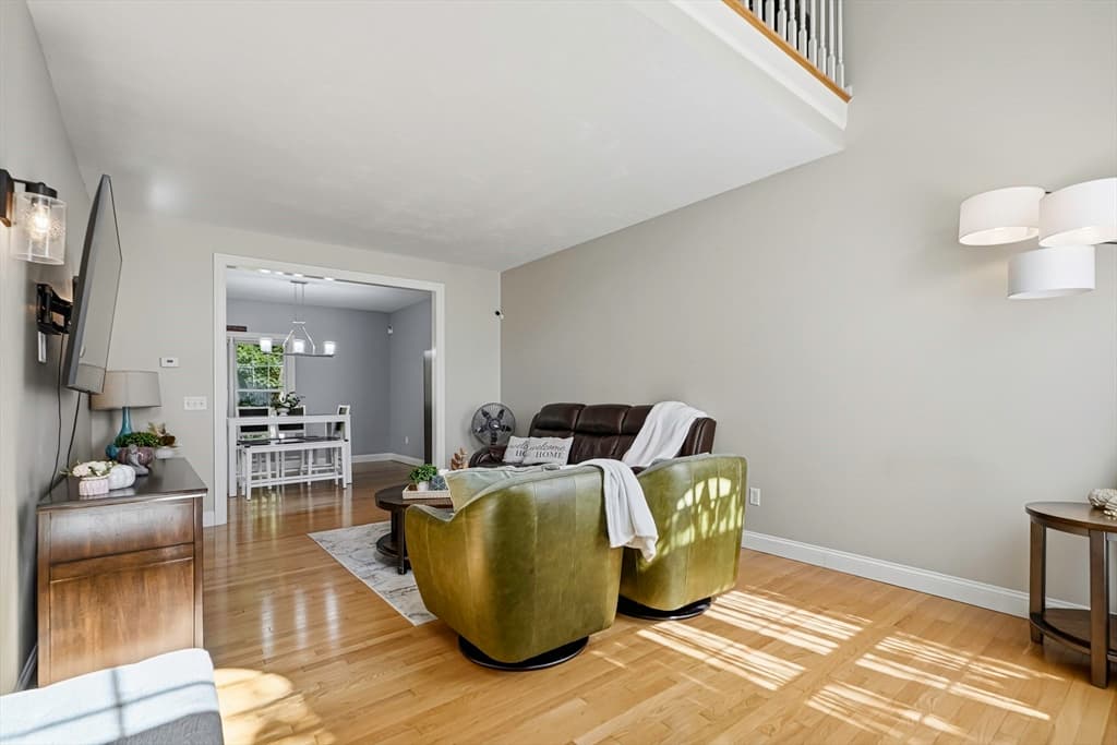 13 Knowlton Cir # 13, Upton MA 01568 photo 3
