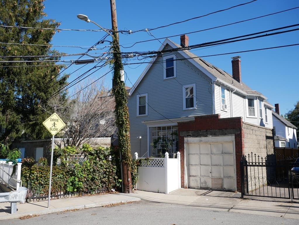 26 Eastman, Boston MA 02125 photo 4