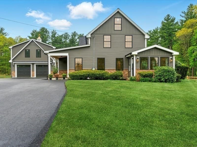 267 South Main Street, Hopedale MA 01747