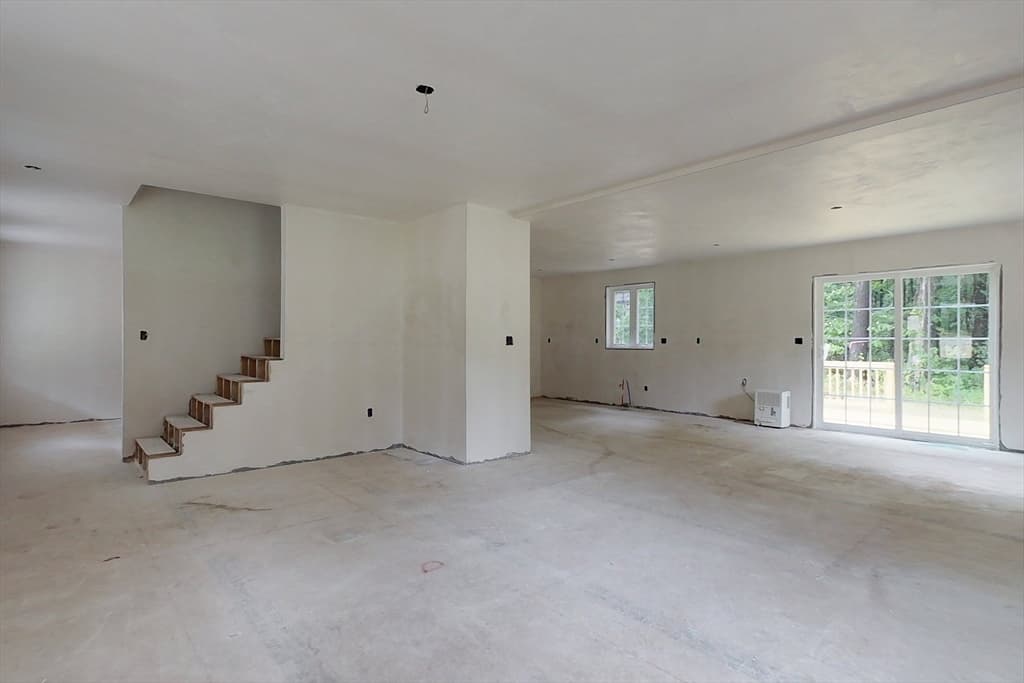 179 Brookline St, Pepperell MA 01463 photo 7