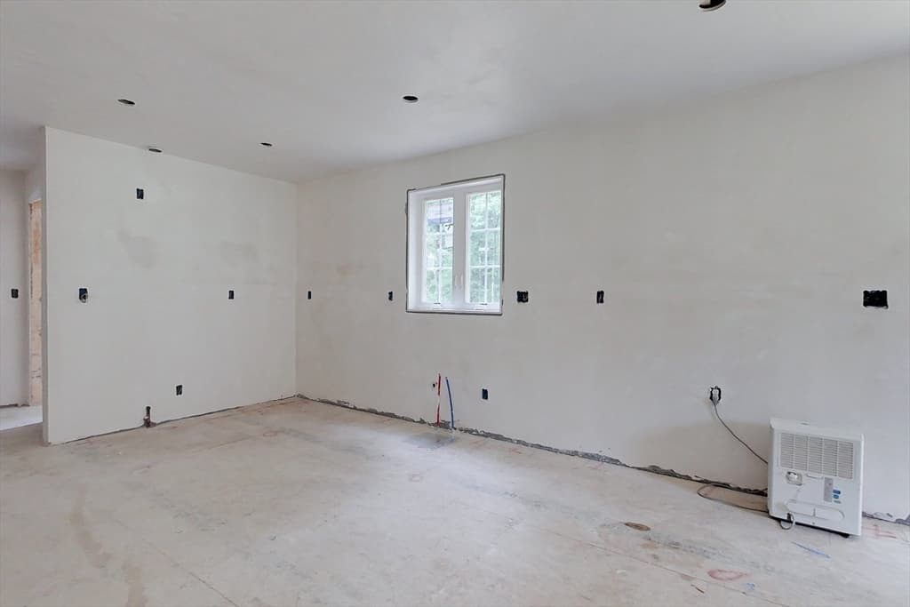 179 Brookline St, Pepperell MA 01463 photo 3